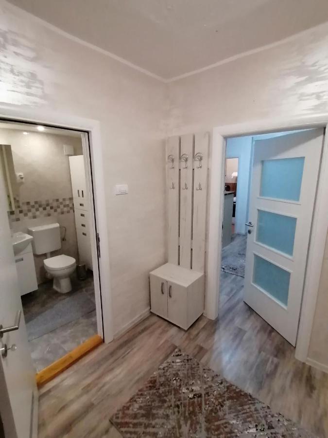 Vemiur Lägenhet Čačak Exteriör bild