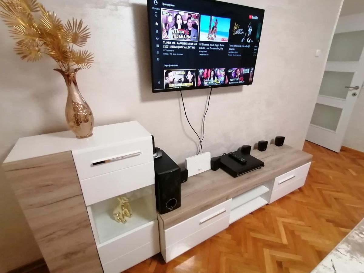 Vemiur Lägenhet Čačak Exteriör bild