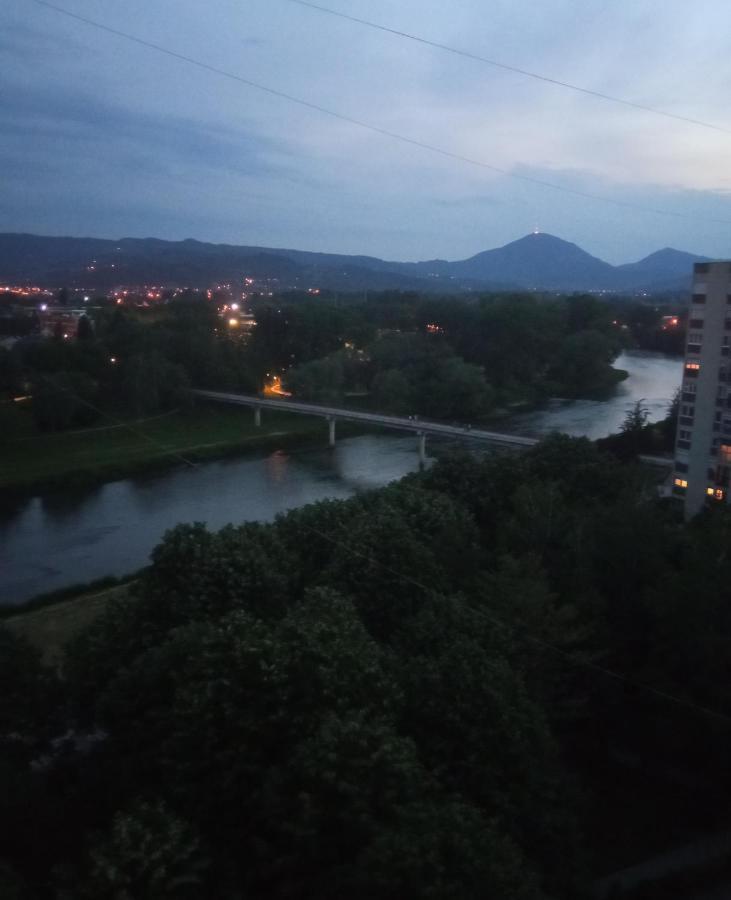 Vemiur Lägenhet Čačak Exteriör bild